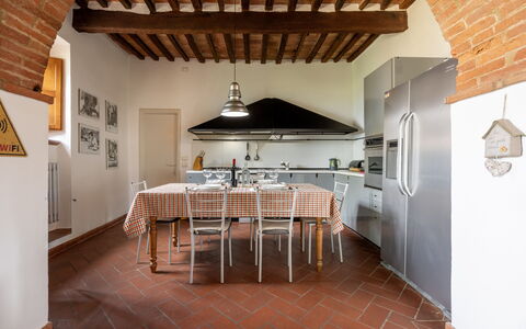 Maria Gabriella Home & Cottage: Mobilia, Interior Design, Pavimentazione, Cucina, Legna, Soffitto, Pavimento, Controsoffitto, Elettrodomestico Da Cucina, Sedia