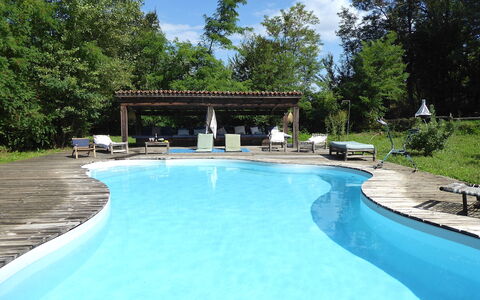Villa Poggio Zucchino, Pool, Wellness, Piacenza: Piscina, Acqua, Mobilia, Mobili Da Esterno, Ricorrere, Tempo Libero, Sedia, Shade, Materiale Composito, Eco Hotel