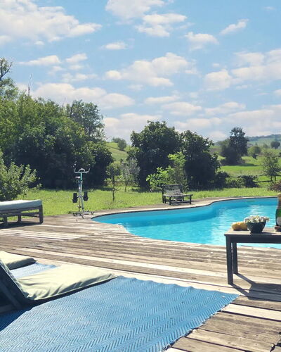Villa Poggio Zucchino, Pool, Wellness, Piacenza: Piscina, Mobilia, Mobili Da Esterno, Sedia, Ricorrere, Lettino, Shade, Tempo Libero, Tavolo Esterno, Backyard