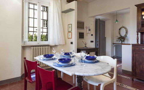 Villa Tambellini De Fondra: Mobilia, Interior Design, Pavimentazione, Legna, Tavolo, Pavimento, Sala Da Pranzo, Soffitto, Cucina & Sala Da Pranzo Tavolo, Sedia