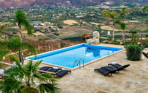 Villa La Musa: Piscina, Ricorrere, Eco Hotel, Mobili Da Esterno, Tempo Libero, Ombrello, Lettino, Hacienda, Hotel, Terme