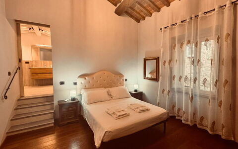 Casa Castelli: Parete, Legna, Interior Design, Pavimento, Pavimentazione, Mobilia, Soffitto, Letto, Camera Da Letto, Illuminazione