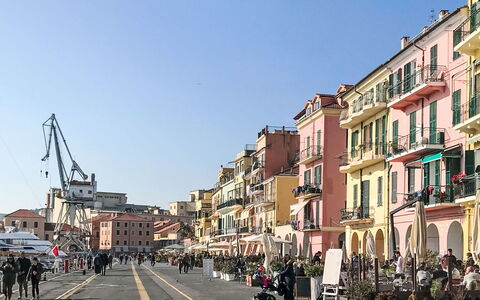 Casa del Mare: Città, Costruzione, Zona Urbana, Cittadina, Architettura, Quartiere, Spazio Pubblico, Strada, Insediamento Umano
