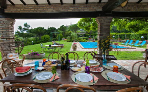 Villa Incanto: Mobili Da Esterno, Mobilia, Ricorrere, Giardino, Tavolo, Piscina, Tavolo Esterno, Sedia, Backyard