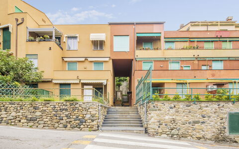 Casa Dolly, Monterosso 5 Terre: Appartamento, Architettura, Facciata, Zona Residenziale, Urban Design, Balcone, Uso Misto, Condominio