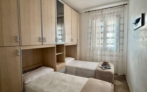 Casa Paola-connessione Starlink: Mobilia, Pavimento, Pavimentazione, Legna, Interior Design, Letto, Camera Da Letto, Camera, Appartamento, Illuminazione