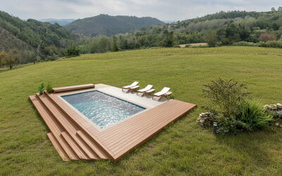 Villa Pietra With Pool On Piemonte Hills: Legna, Piscina, Tempo Libero, Latifoglie, Giardino, Pavimento In Legno, Color Legno, Eco Hotel, Deck, Landscaping