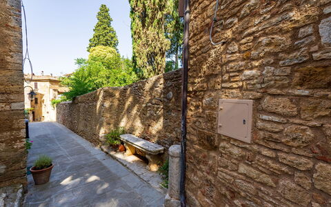 Torre di Serre: Parete, Brick, Roccia, Muro ​​Di Pietra, Muratura, Vicolo, Flagstone, Cobblestone, Passerella