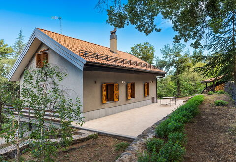 Casa Gibel: Costruzione, Legna, Casa, Casa, Tetto, Villetta, Architettura, Area Rurale, Porta, Agriturismo