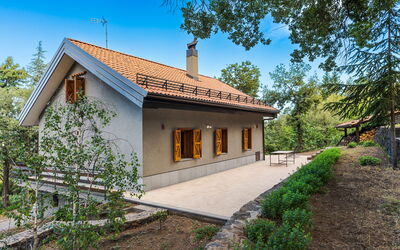 Casa Gibel: Costruzione, Legna, Casa, Casa, Tetto, Villetta, Architettura, Area Rurale, Porta, Agriturismo