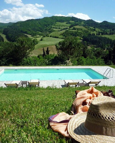 Torre Fantini: Tempo Libero, Collina, Ricreazione, Piscina, Vacanza, Mobili Da Esterno, Hill Station, Giardino, Prato, Agriturismo