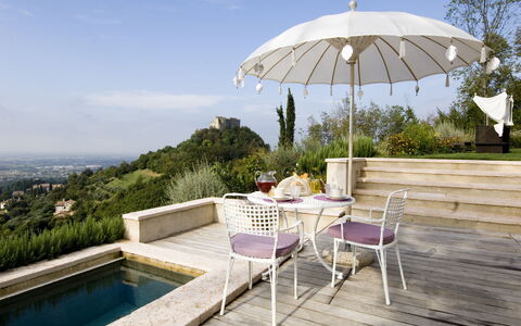 Asolina Villa: Mobilia, Ombrello, Mobili Da Esterno, Sedia, Tavolo, Tavolo Esterno, Shade, Terrazza, Giardino, Cucina & Sala Da Pranzo Tavolo