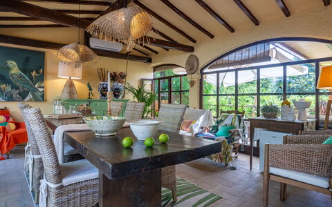 Podere la Botte, Pool, Lari: Mobilia, Interior Design, Tavolo, Sedia, Legna, Cucina & Sala Da Pranzo Tavolo, Soffitto, Pavimentazione, Sala Da Pranzo, Illuminazione