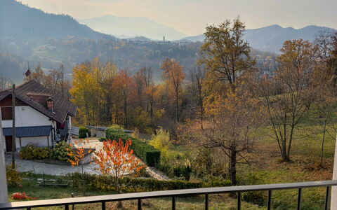 Alma Montis - Frabosa Sottana: Geografia Montane, Collina, Paesaggio, Hill Station, Mattina, Catena Montuosa, Recinzione, Pendenza, Corrimano, Valle