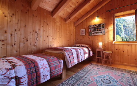 Chalet Genzianella: Legna, Casa, Casa, Villetta, Camera Da Letto, Latifoglie, Color Legno, Log Cabin, Letto, Lenzuolo