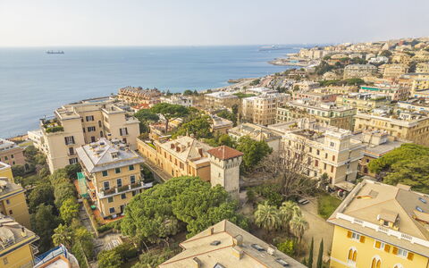Torre Dell'Amore, Genova, Seaview: Città, Costruzione, Zona Urbana, Zona Residenziale, Cittadina, Quartiere, Paesaggio, Casa, Urban Design, Insediamento Umano