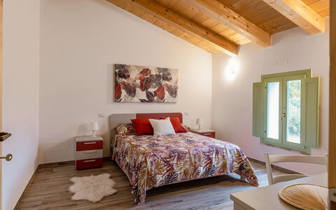 Zena Suite: Interior Design, Mobilia, Pavimentazione, Parete, Pavimento, Legna, Soffitto, Camera, Letto, Camera Da Letto