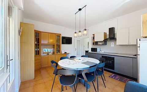 Ca dei Noni: Interior Design, Mobilia, Pavimentazione, Pavimento, Soffitto, Legna, Lampada, Illuminazione, Camera, Cucina