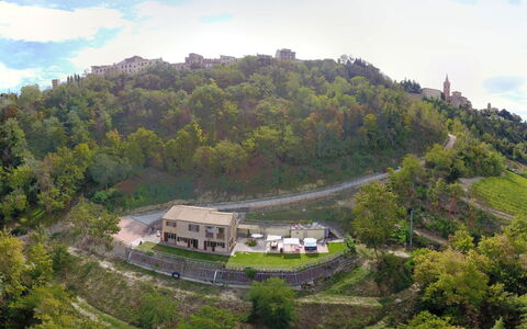 La Casa nel Bosco: Paesaggio, Area Rurale, Hill Station, Villaggio, Chaparral, Paesino Di Montagna