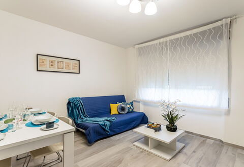 Casa Tania: Interior Design, Mobilia, Divano, Appartamento, Camera, Pavimentazione, Pavimento, Casa, Soggiorno