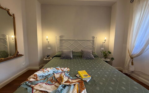 Casa Amandoli: Mobilia, Camera Da Letto, Interior Design, Letto, Legna, Pavimento, Pavimentazione, Lenzuolo, Bedding, Camera
