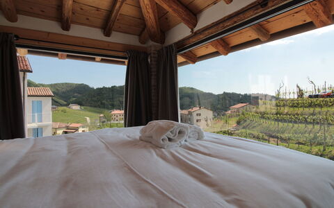 Villa Valdobbiadene Pool Spa: Balcone, Paesino Di Montagna, Eco Hotel