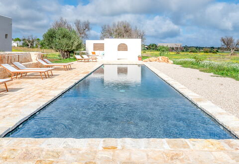 Terracorte Villa: Blu, Acqua, Piscina, Materiale Composito, Giochi D'Acqua, Riflessione, Reflecting Pool, Passerella, Flagstone, Piastrella