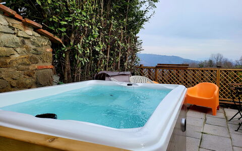 La Casa degli Artisti, Jacuzzi, Marliana: Piscina, Vasca Da Bagno, Idraulico Fixture, Vasca Idromassaggio, Ricorrere, Eco Hotel, Pianta Della Casa, Hotel