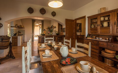 Molinazzo: Mobilia, Interior Design, Legna, Pavimentazione, Tavolo, Cucina & Sala Da Pranzo Tavolo, Sala Da Pranzo, Mensola, Sedia, Cabinetry