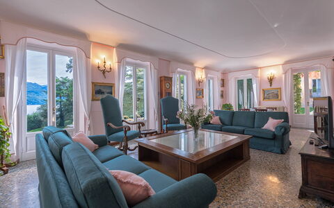 Camilla Villa: Mobilia, Interior Design, Casa, Appartamento, Camera, Sedia, Soffitto, Divano, Soggiorno
