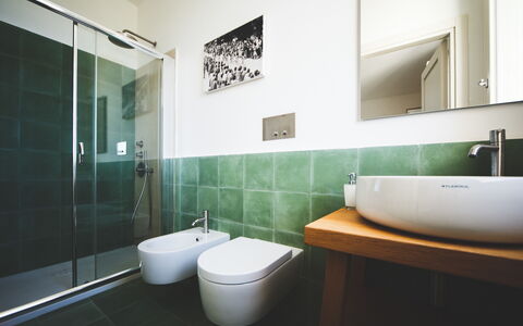 Masseria Ficalindia: Pavimentazione, Pavimento, Idraulico Fixture, Interior Design, Bagno, Piastrella, Idraulico, Rubinetto, Soffitto, Lavandino Del Bagno