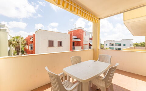 Appartamento Smeraldo, Gallipoli: Appartamento, Balcone, Condominio, Hotel