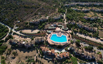 1204: Piscina, Ricorrere, Tempo Libero, Resort Citta ', Vacanza, Estate, Località Balneare, Eco Hotel, Villa