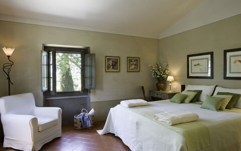 Villa Il Colto: Mobilia, Interior Design, Letto, Parete, Camera Da Letto, Pavimentazione, Soffitto, Pavimento, Camera, Biancheria