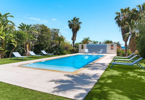 Villa Rebecca: Blu, Piscina, Ricorrere, Eco Hotel, Mobili Da Esterno, Shade, Giardino, Landscaping, Tempo Libero, Estate