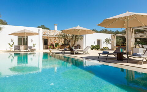 Villa Olivella: Piscina, Ricorrere, Estate, Villa, Shade, Hacienda, Dimora, Resort Citta ', Eco Hotel, Hotel
