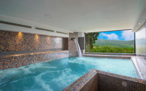 Villa Marinella: Piscina, Ricorrere, Hotel, Vasca Idromassaggio, Vasca Da Bagno, Eco Hotel