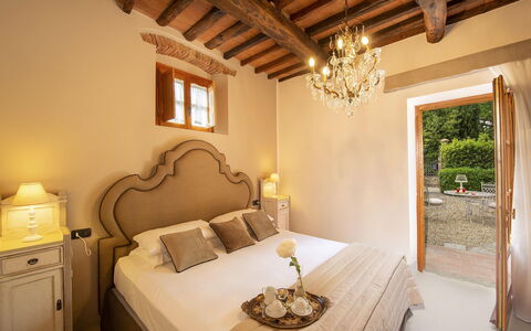 Villa Grevigiana: Mobilia, Interior Design, Camera Da Letto, Casa, Letto, Bedding, Telaio Del Letto, Lenzuolo, Camera, Appartamento
