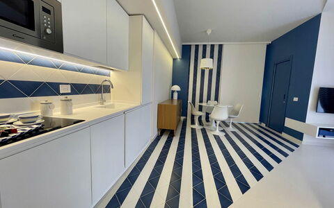 Nole 1: Pavimentazione, Interior Design, Pavimento, Soffitto, Appartamento, Piastrella, Camera, Cucina, Lampada