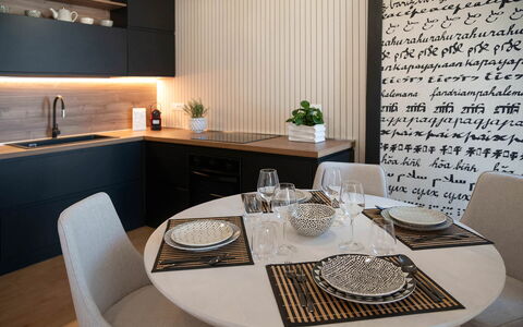Casa Mario: Mobilia, Interior Design, Legna, Cucina, Pavimentazione, Controsoffitto, Casa, Lampada, Illuminazione, Camera