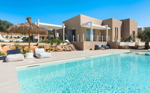Villa Cornino: Ricorrere, Piscina, Estate, Eco Hotel, Mobili Da Esterno, Villa, Tempo Libero, Shade, Ombrello, Hotel