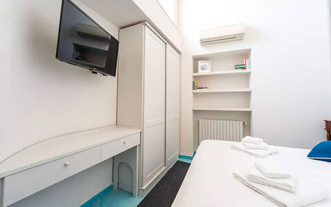 Casa Oscar: Interior Design, Appartamento, Camera Da Letto, Letto, Lenzuolo, Telaio Del Letto, Bedding, Hotel, Biancheria, Materasso