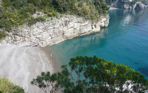 Little Mansour: Acqua, Corpo D'Acqua, Risorse Idriche, Costa, Roccia, Alveo, Paesaggio Naturale, Costiera E Morfologie Oceanic, Terreno, Baia