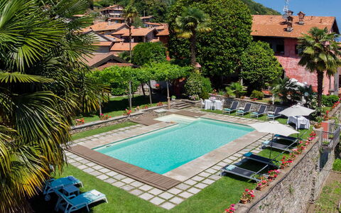 Mariuccia 3: Piscina, Ricorrere, Mobili Da Esterno, Tempo Libero, Eco Hotel, Hacienda, Ombrello, Hotel, Resort Citta ', Villa