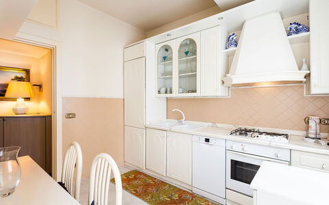 Casa Azul: Cucina, Interior Design, Pavimentazione, Apparecchio Major, Controsoffitto, Elettrodomestico Da Cucina, Legna, Pavimento, Cabinetry, Mobilia