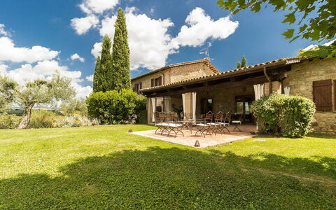 Villa Molinazzo 10: Erba, Casa, Casa, Arbusto, Paesaggio, Lotto, Agriturismo, Villetta, Estate