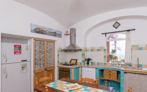 Casa Gemma: Interior Design, Mobilia, Pavimentazione, Cucina, Legna, Soffitto, Pavimento, Controsoffitto, Camera, Cabinetry