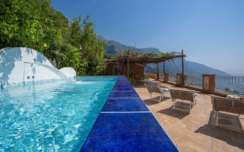 Casa Gioia: Geografia Montane, Montagna, Collina, Catena Montuosa, Piscina, Ricorrere, Hill Station, Cresta, Valle, Alpi