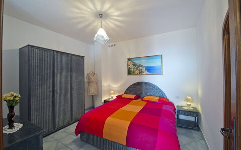 Casa Ivan: Mobilia, Interior Design, Pavimento, Pavimentazione, Parete, Letto, Camera, Camera Da Letto, Soffitto, Legna