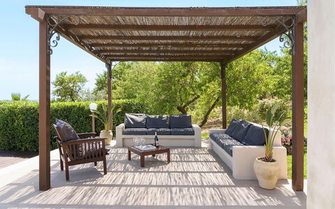 Villa Almond: Legna, Mobilia, Mobili Da Esterno, Tavolo Esterno, Gazebo, Terrazza, Pergola, Padiglione, Struttura Esterna, Giardino